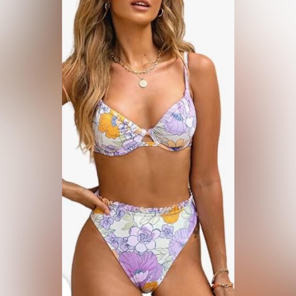 Cupshe Lavender Floral Underwire Bikini Set with Yellow Accents